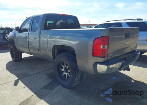 2008 Chevrolet Silverado 1500 Lt1 z USA, uszkodzony, nr VIN 1GCEC19058Z146262